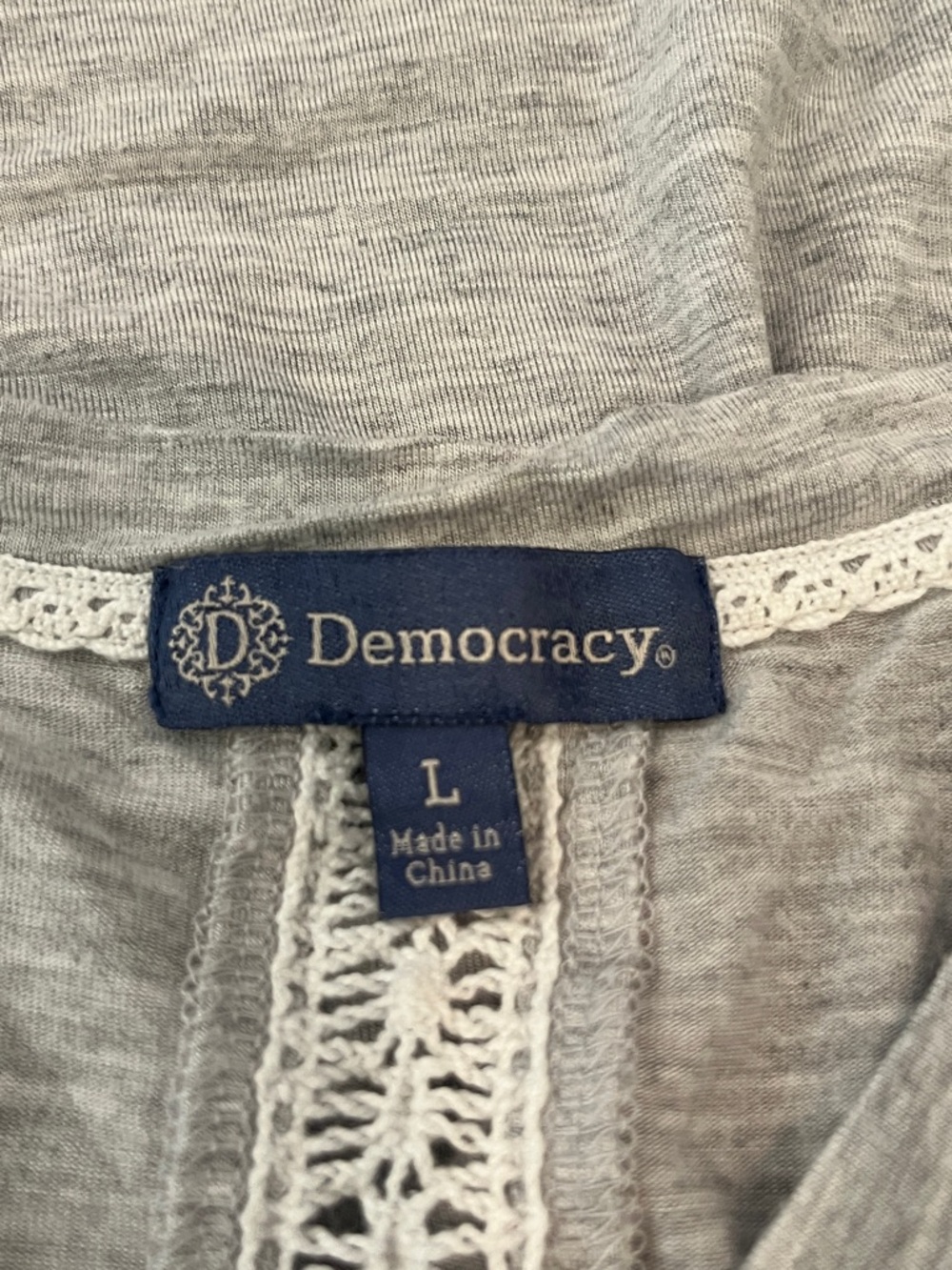 Democracy Light Gray V-Neck Short Sleeve Top with Lace Trim - Picture 6 of 7